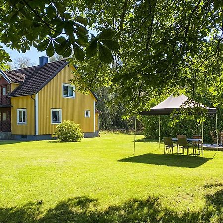 Awesome Home In Hyltebruk With Wifi Exterior photo
