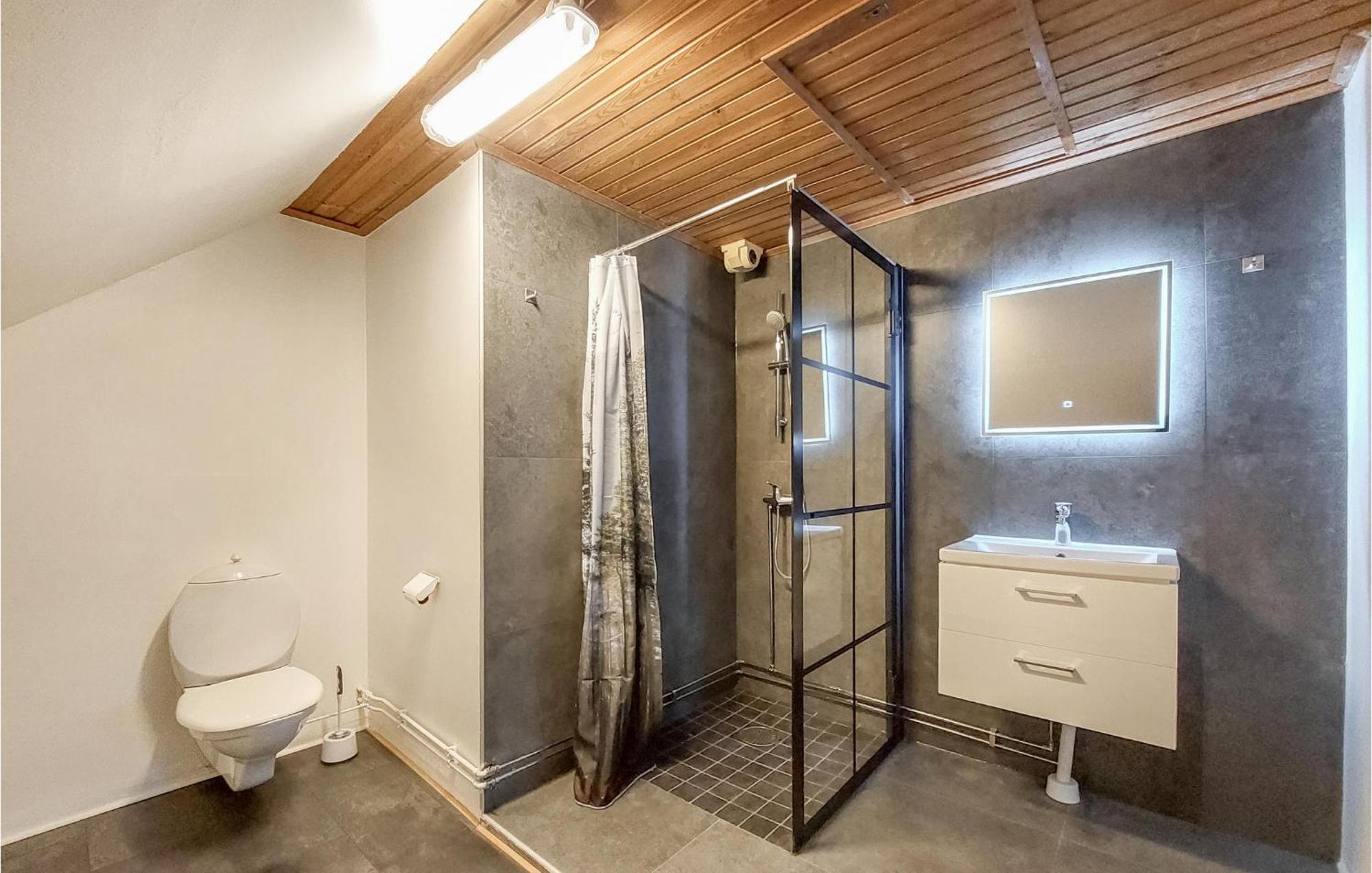 Awesome Home In Hyltebruk With Wifi Exterior photo
